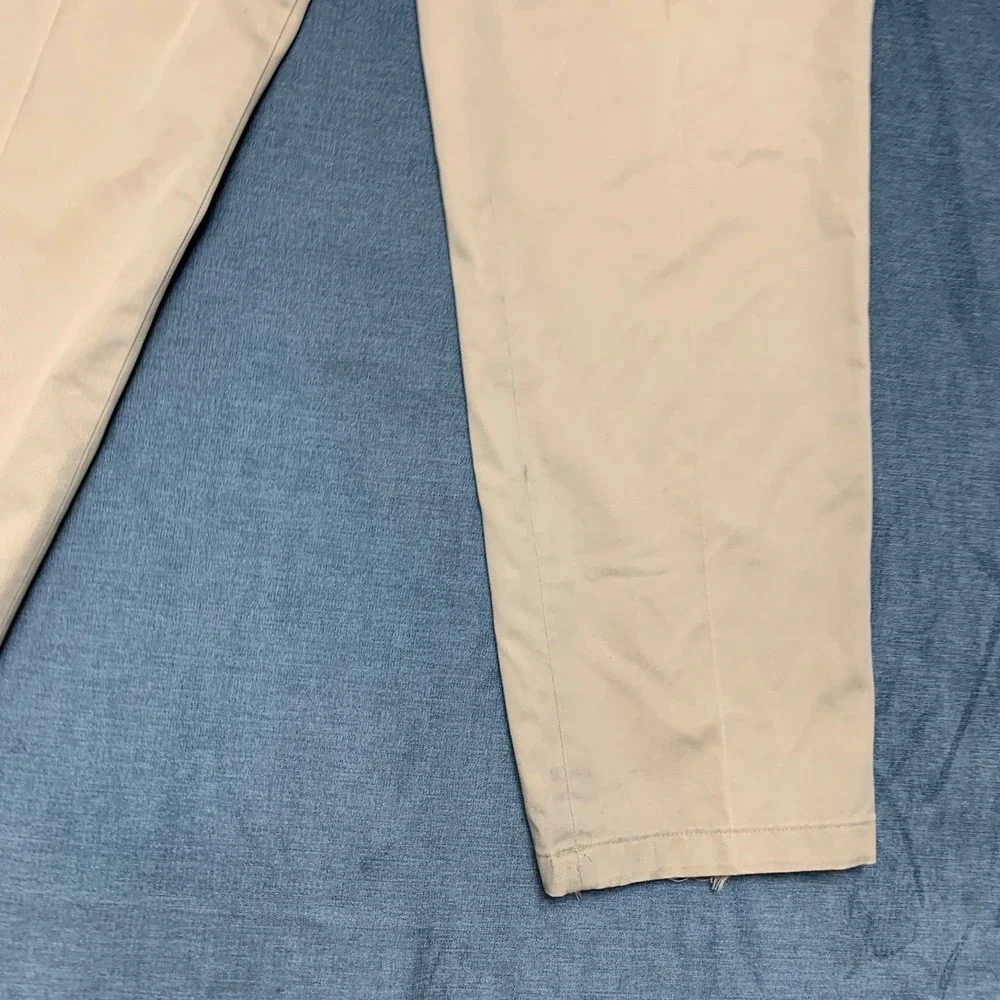 Haggar Chino Pants Mens 34x29 Khaki Relaxed Select No Iron Cotton Straight Leg